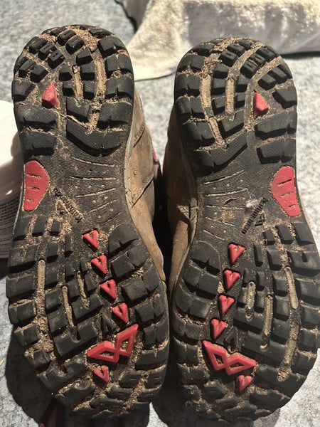 Hiking boots Carousel 5