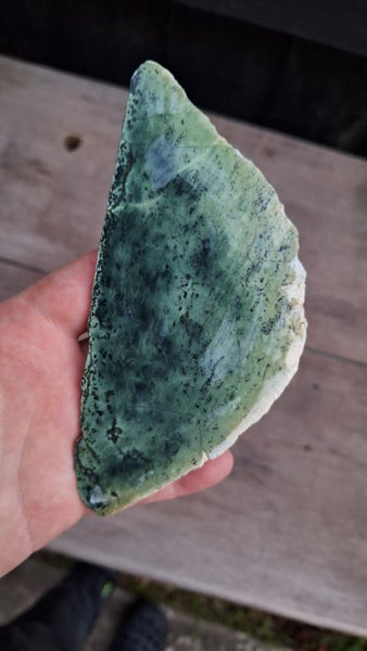 Greenstone slab Carousel 1