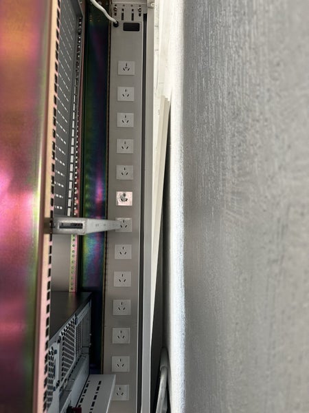 High quality 42U server rack cabinet with two side panels and power bar Carousel 6