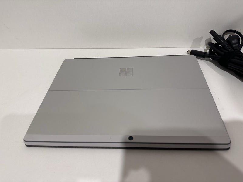 $1 Microsoft Surface Pro 8 11th Gen i5 13” PixelSense TouchScreen DockingStation64531074560898113