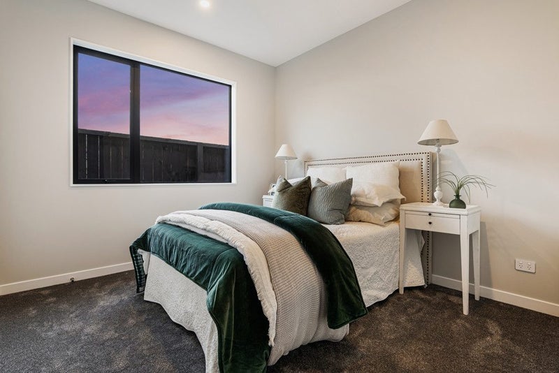 Millwater, 4 bedrooms64531342882433112