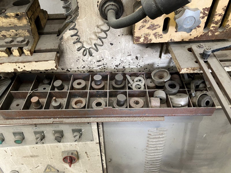 Punch and shears64535463514881111