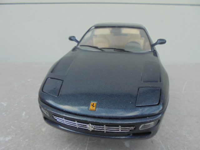 +-+-+ BURAGO - 1/18 FERRARI 456 GT-+-+ Carousel 2