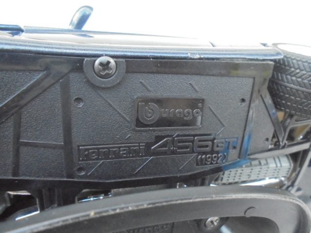 +-+-+ BURAGO - 1/18 FERRARI 456 GT-+-+ Carousel 6