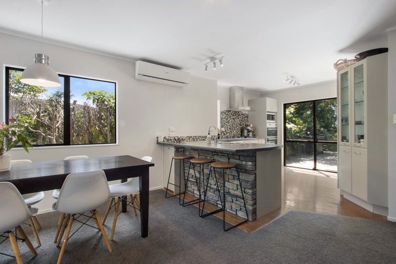 Stylish Starter & Backyard Bliss64613431317379114