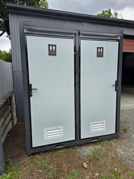 Portable Double Toilet Block Carousel 1