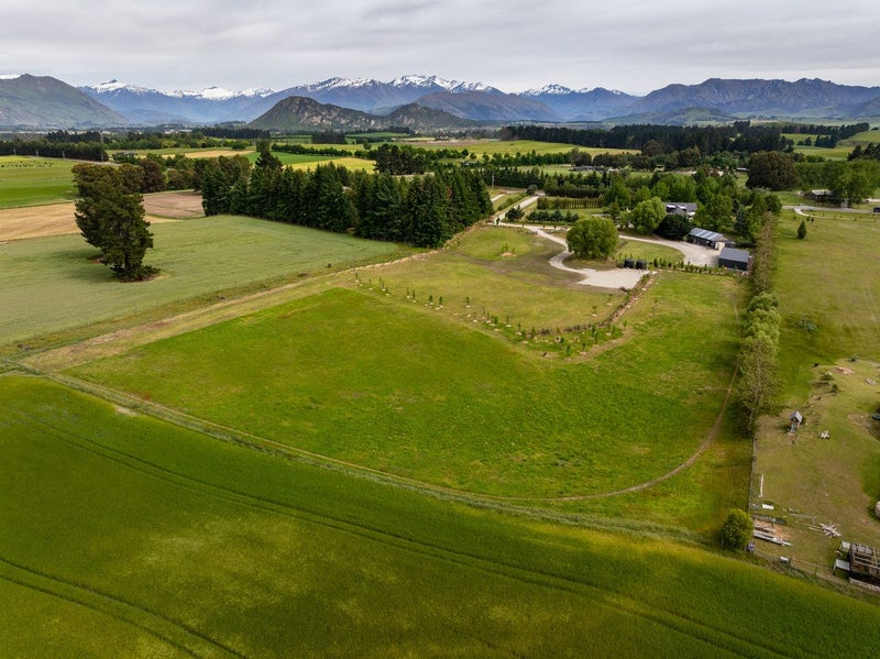 Rural Bliss64536437971202113