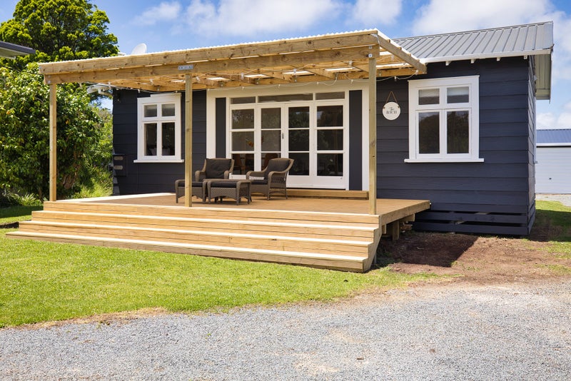 The Bach In Mangawhai - 2 nights64625067295875110