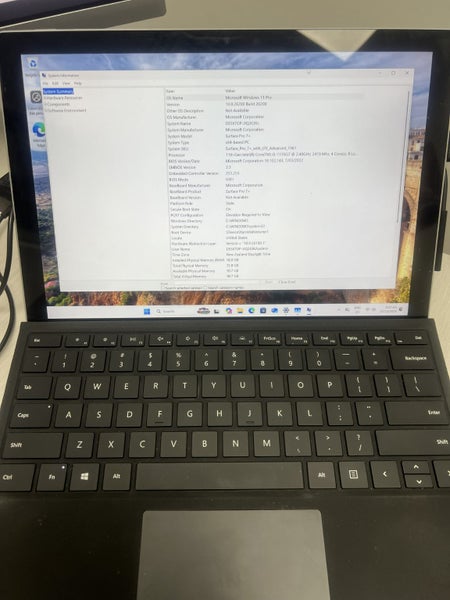 Microsoft Surface Pro 7 + LTE Advanced 196164536465667714110