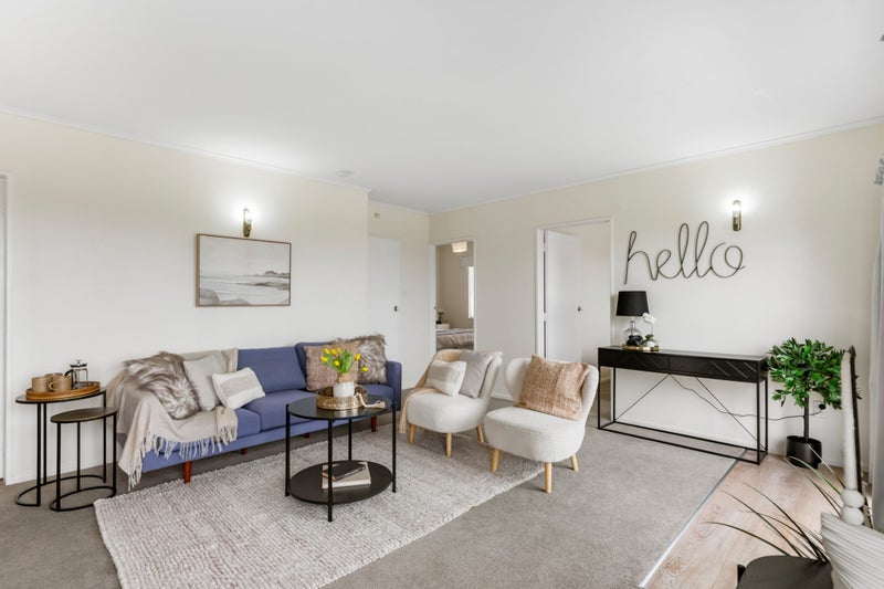 Call Helston Home64536632907009114