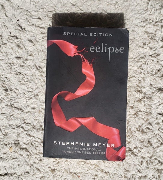 eclipse (SPECIAL EDITION) - Stephenie Meyer64536843103747110