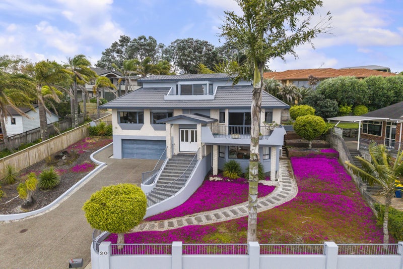 Brick and Block Family Home with Expansive Views64536829183234110