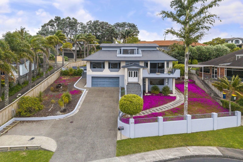 Brick and Block Family Home with Expansive Views64536829183234111