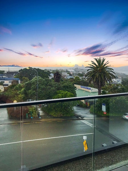 Birkenhead, 2 bedrooms64536829393537112