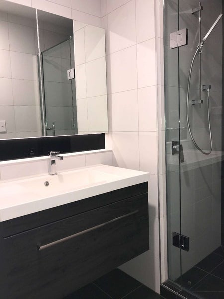 Birkenhead, 2 bedrooms64536829393537114