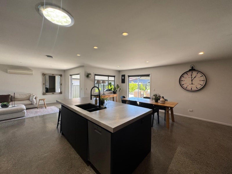 Havelock North, 4 bedrooms64537023097345113