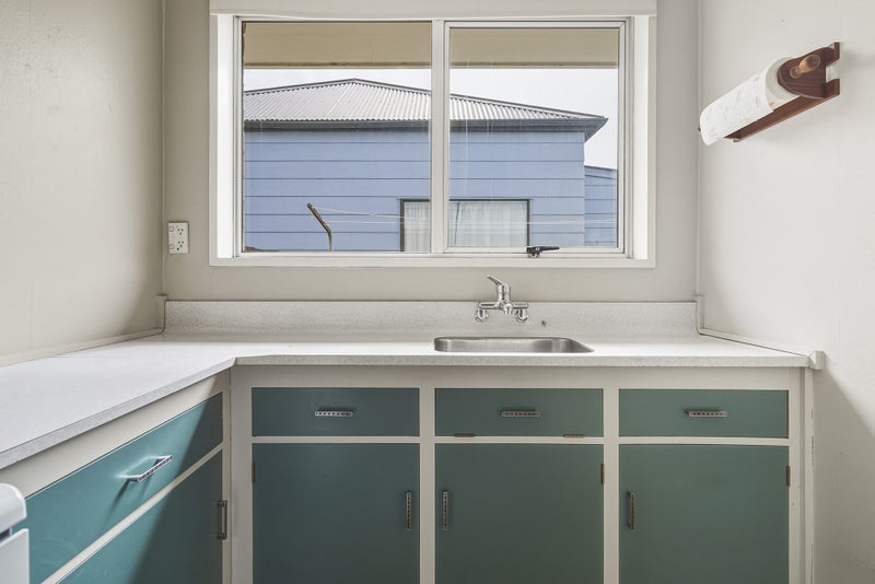 Tidy two-bedroom cross-lease gem64537037401859113