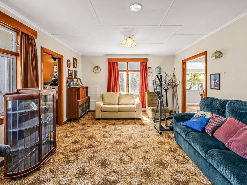 House, Land & Sheds! - Two Titles64537330092034114