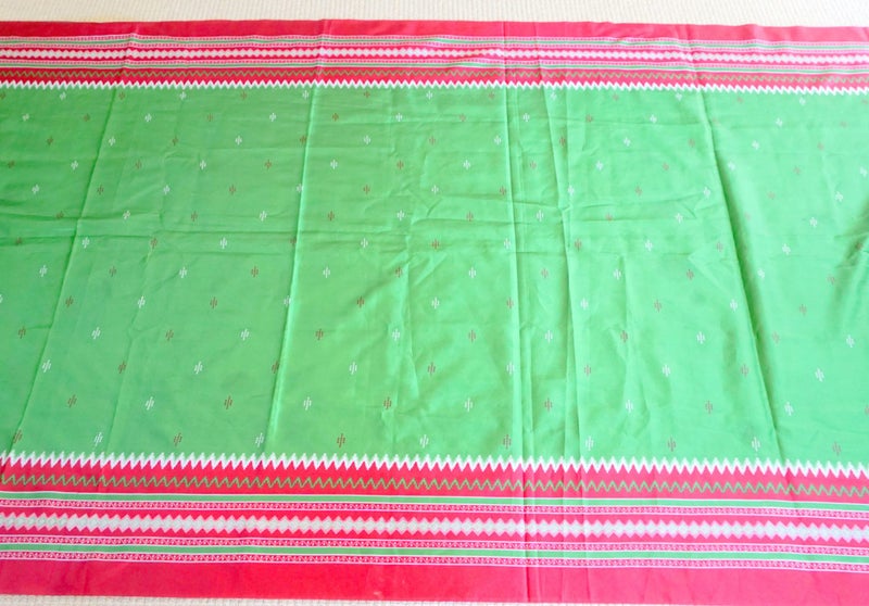 5.65 meters of Vintage Japanese Silk Fabric - Make a Kimono Carousel 3