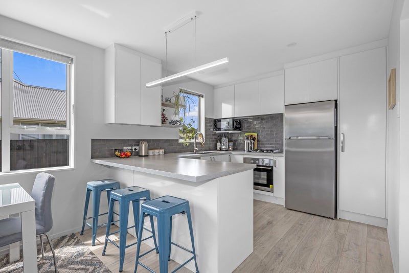 No Option Left, must SELL. Your Future - Seize It!64537623118339114