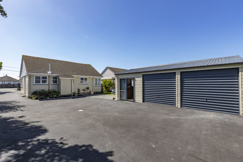 PARKING GALORE: SELL NOW!64537524915459110