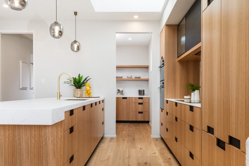 Play of Light in a Coastal Setting64537915932035114