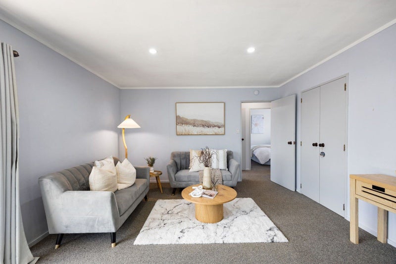 Entry-Level Gem64537916009475113