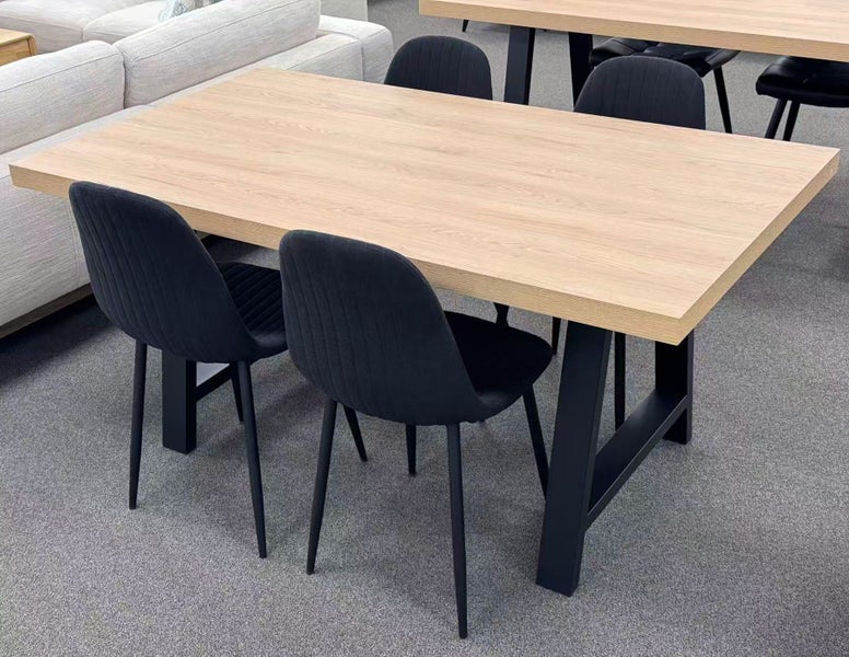 Dining Table Oak Color 1600mm With 4 Chairs Carousel 1