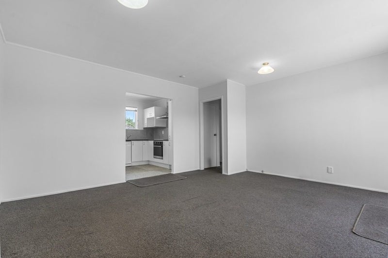 Papatoetoe, 2 bedrooms64538112658178113