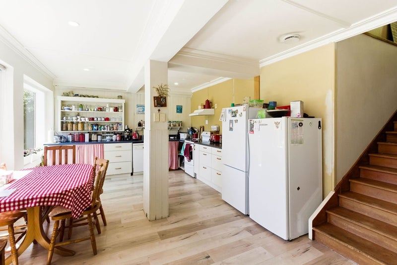 Oasis with Expansive Views & Versatile Living64538210918274114