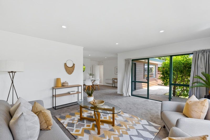 A Kiwi Classic (Backyard Included)64538407758723113