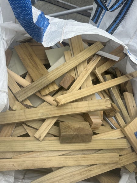 BAGS / PINE MIXED OFFCUTS Treated/ UT/ Hardwood - Approx 1m3 per bag - 3 BAGS Carousel 2