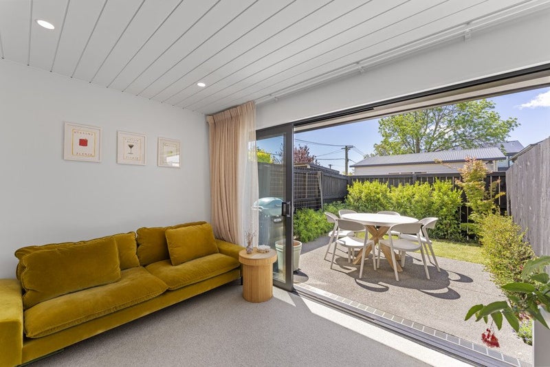 Smart Buying with Serious Style64538605217538110