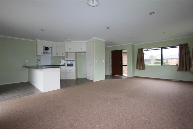 Rototuna, 4 bedrooms64538696701313114