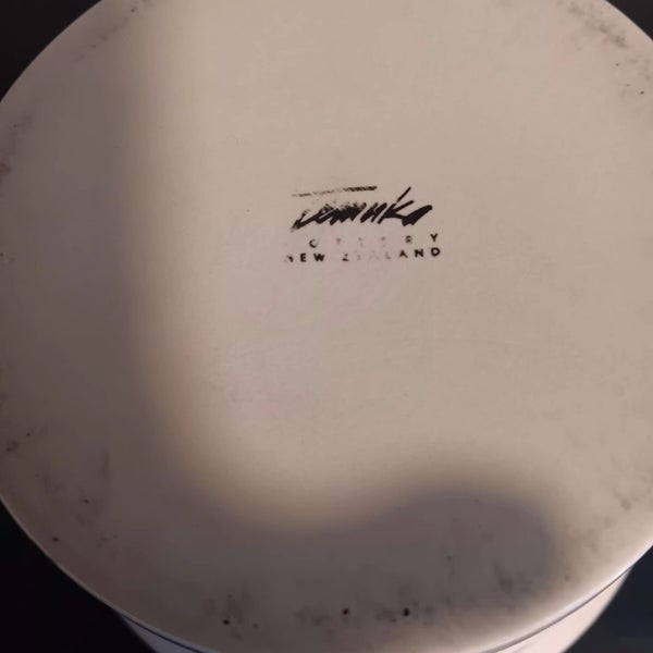 Temuka margarine pot. Carousel 8