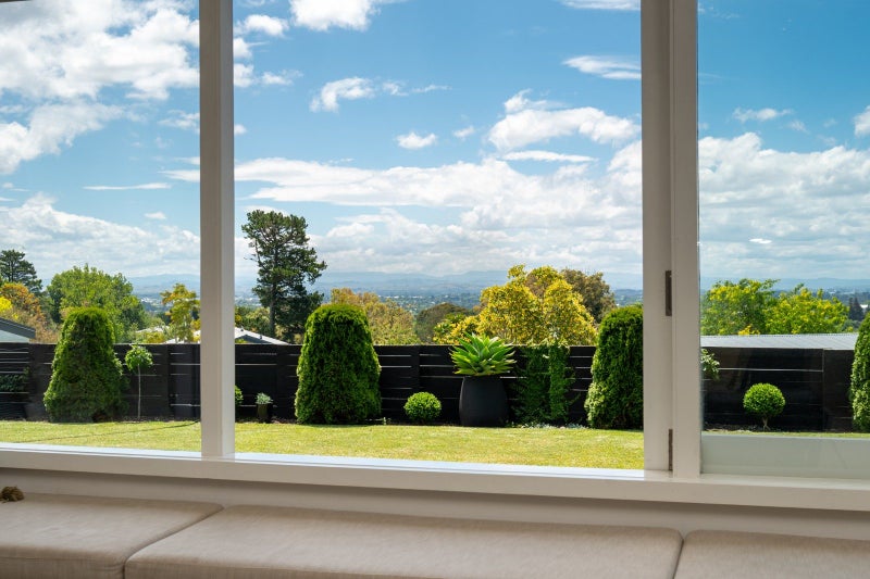 Sun, Style and Elevated Living64538901336450114