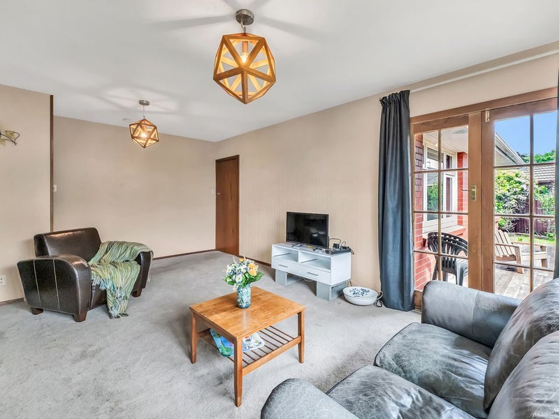 Hoon Hay Gem: Renovate and Prosper64538993812738112