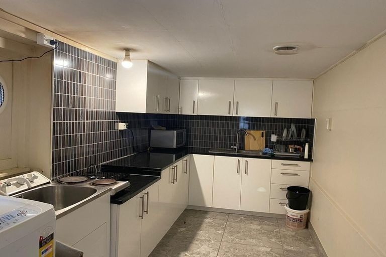 Mount Roskill, 2 bedrooms64538901383425112