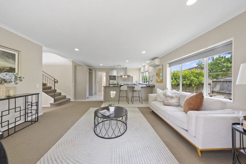 Mission Heights Zone &#x2022; Vacant & Ready64538993940227114