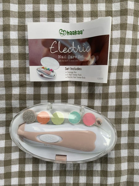 Haakaa electric nail care kit Carousel 1