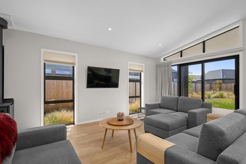 Stylish, Private and Sustainable Living64539179696386114