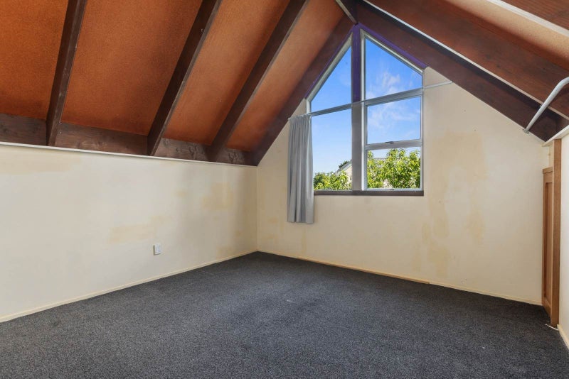 Ideal Home or Investment - Loads of Potential64539294301185113