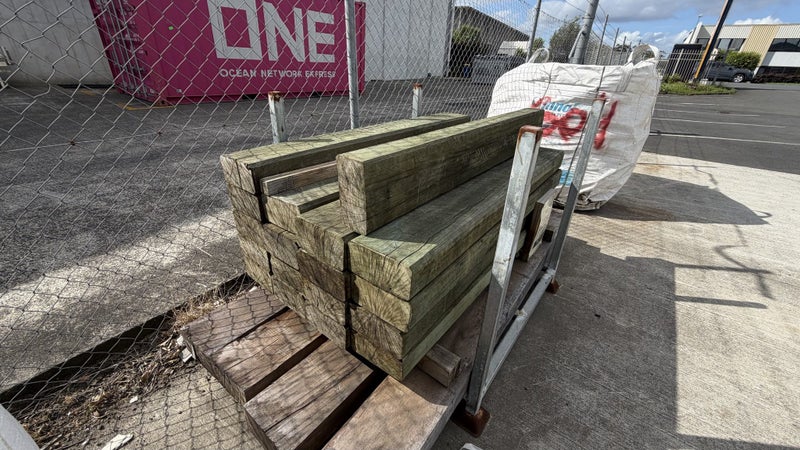 200 x 100 Australian Tallowwood Sleepers Carousel 1