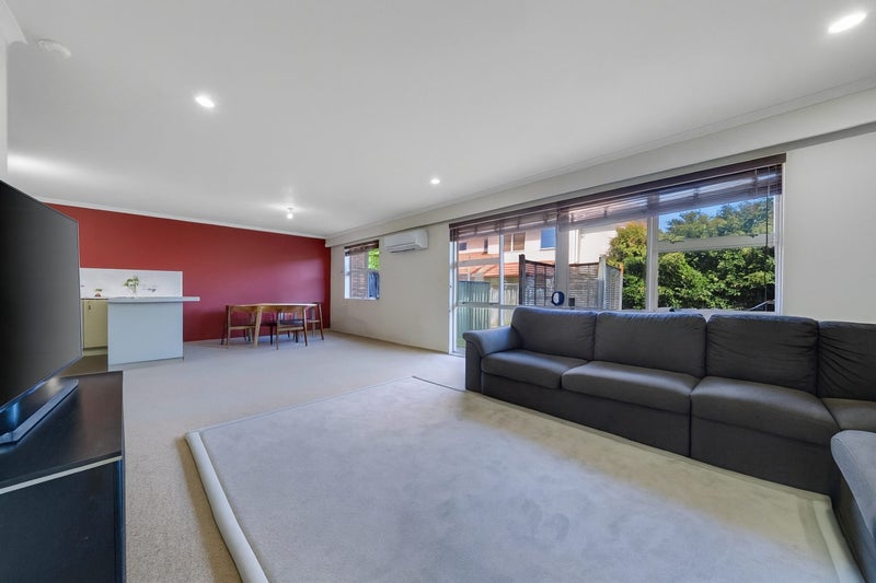 Tenants given notice!- Overseas Owners Say Sell64539676231555110