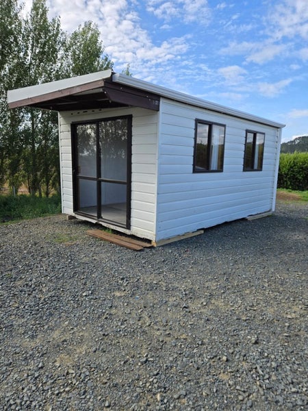 Cabin 3050x4800 Carousel 1