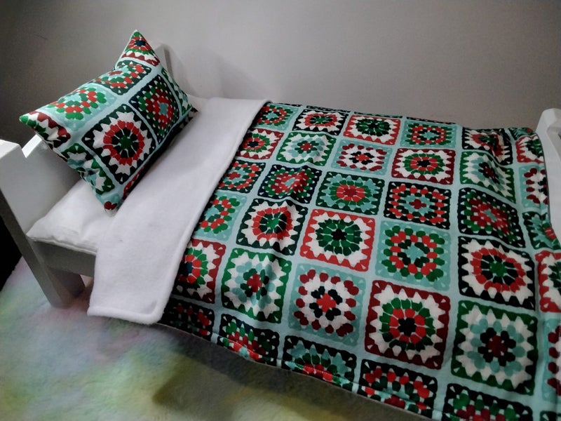 Dolls Bedding Set-Faux Crochet Granny Squares-Brand New Carousel 1