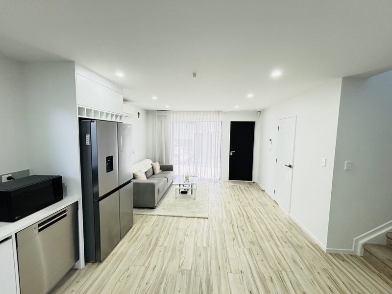 Henderson, 3 bedrooms64539959821314112