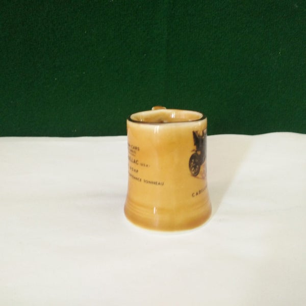 Wade Vintage Car Tankard Series, Small Sized Version - 1903 Cadillac Carousel 2