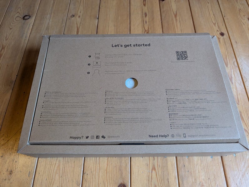 Wacom One Digital Drawing Tablet – Large Screen 13.3" / 33.8cm - Hardly Used Carousel 15