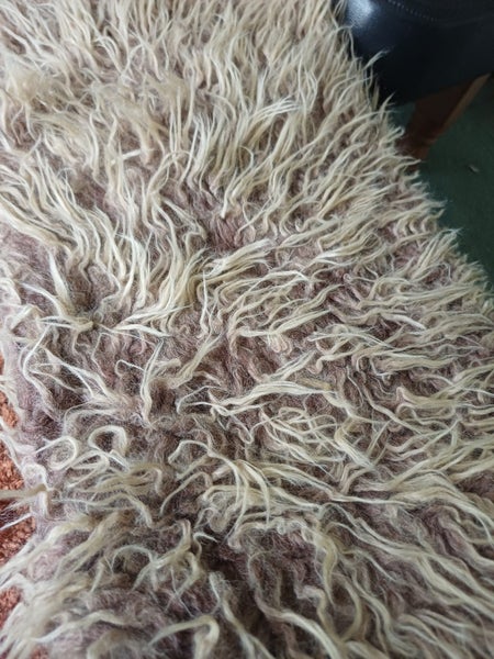 Faux fur - teddy bear/ soft toy making material /cream & brown long shaggy pile Carousel 1